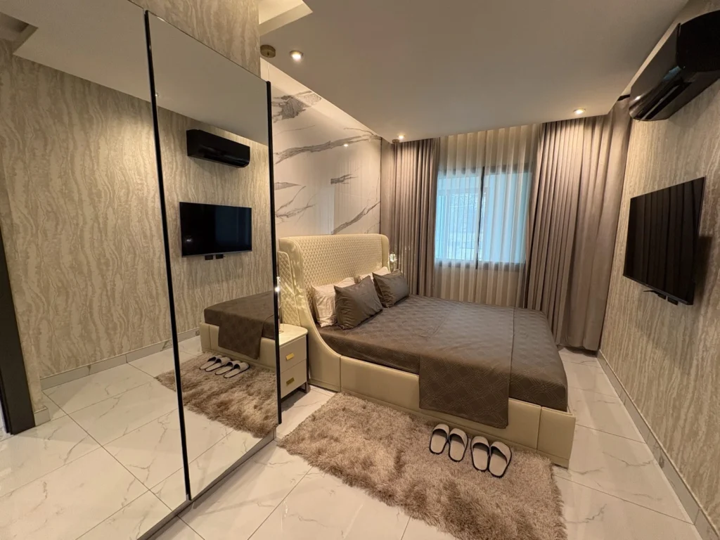 2 Bedroom interior 5