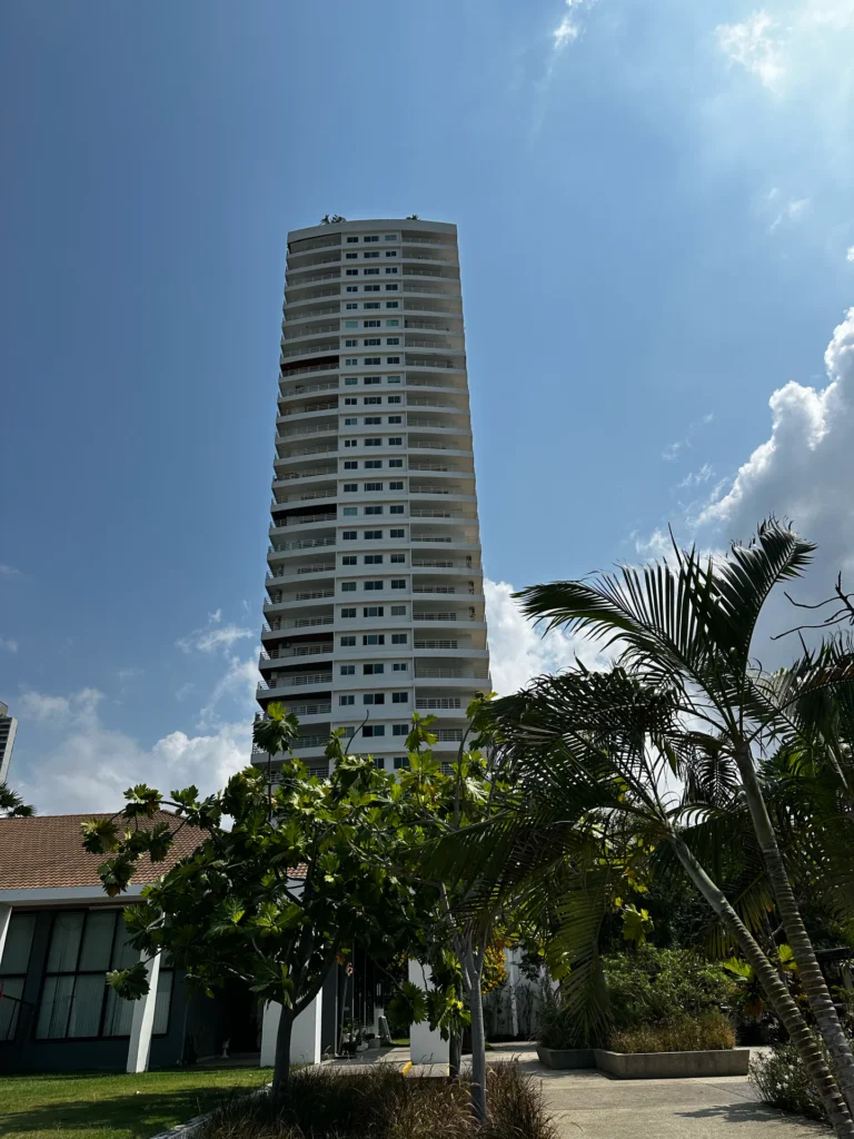 View Talay 8: swimming pool