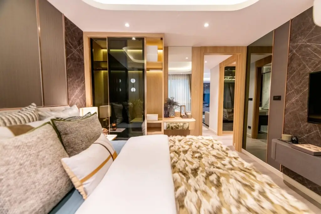 2 Bedroom interior 17