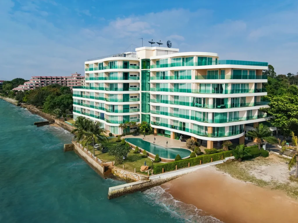 Paradise Ocean View: swimming pool