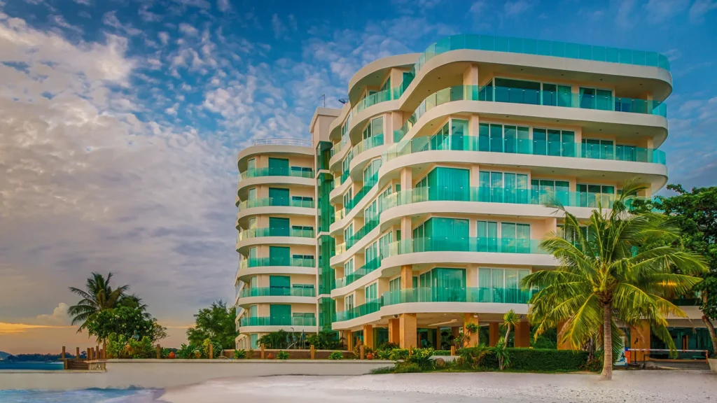 Paradise Ocean View: facade
