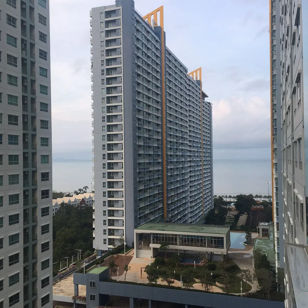 Lumpini Park Beach Jomtien — Jomtien