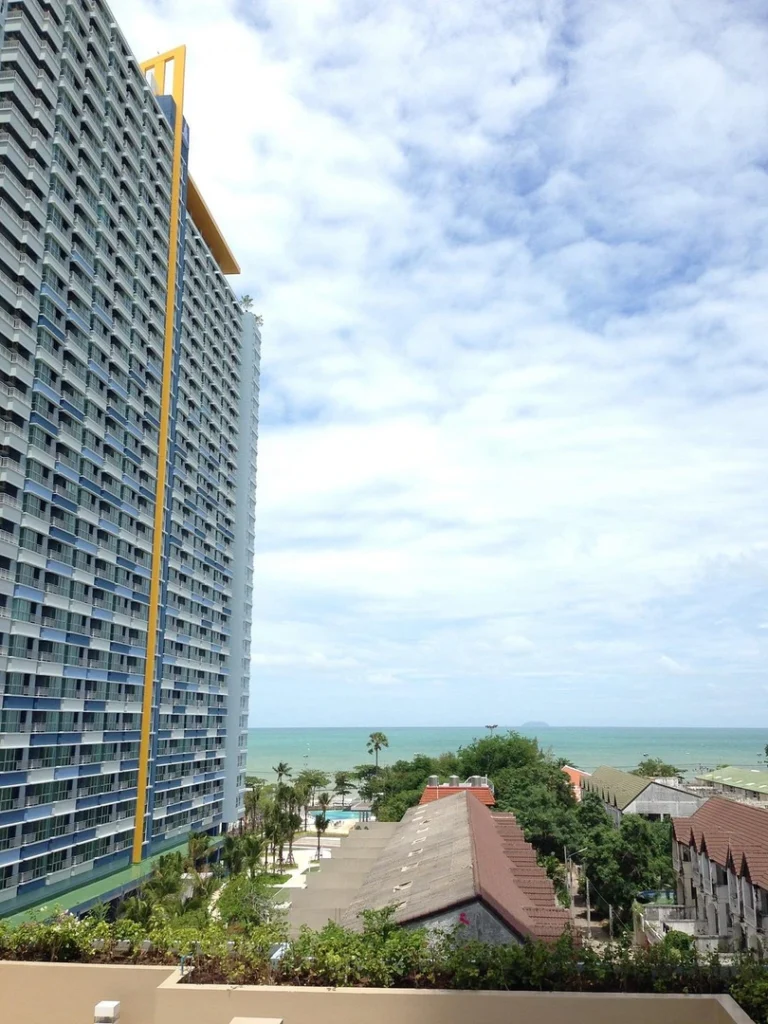 Lumpini Park Beach Jomtien: swimming pool