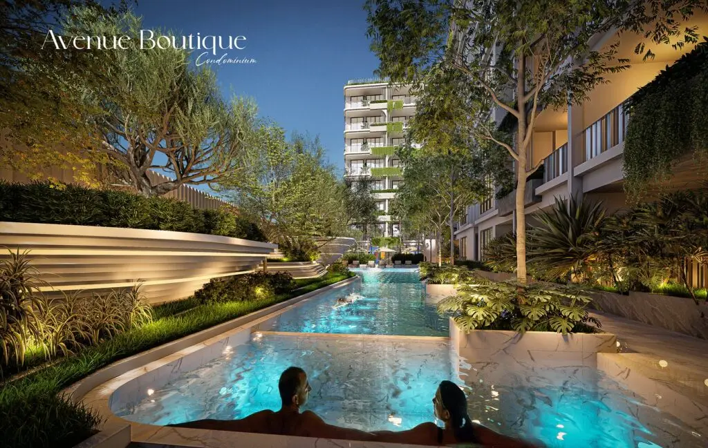 Avenue Boutique Condo: swimming pool