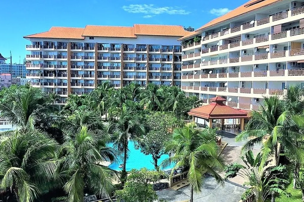 Royal Hill Resort: facade