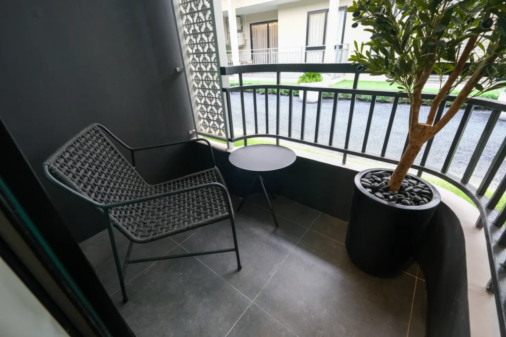 Studio  interior 12