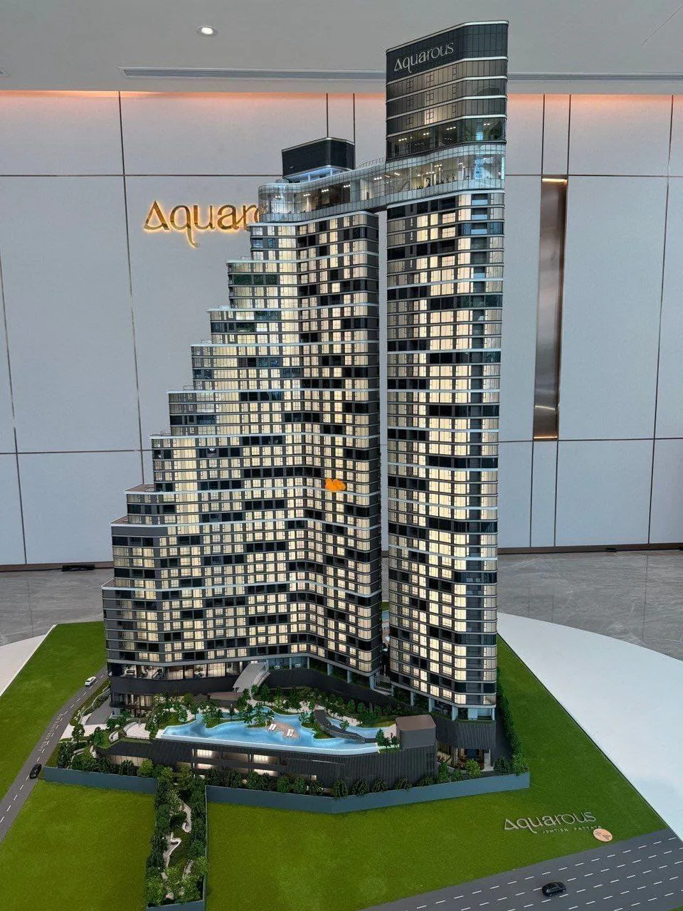 Aquarous – 49 sq.m, 33 fl