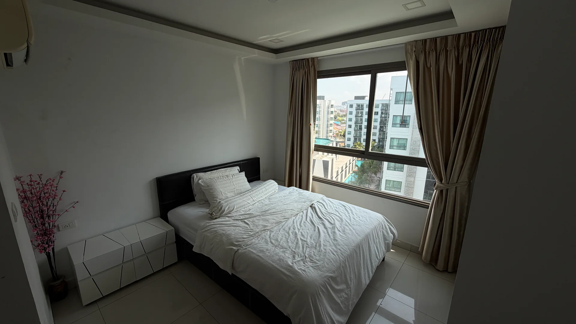 Arcadia Beach Resort – 49 sq.m, 7 fl