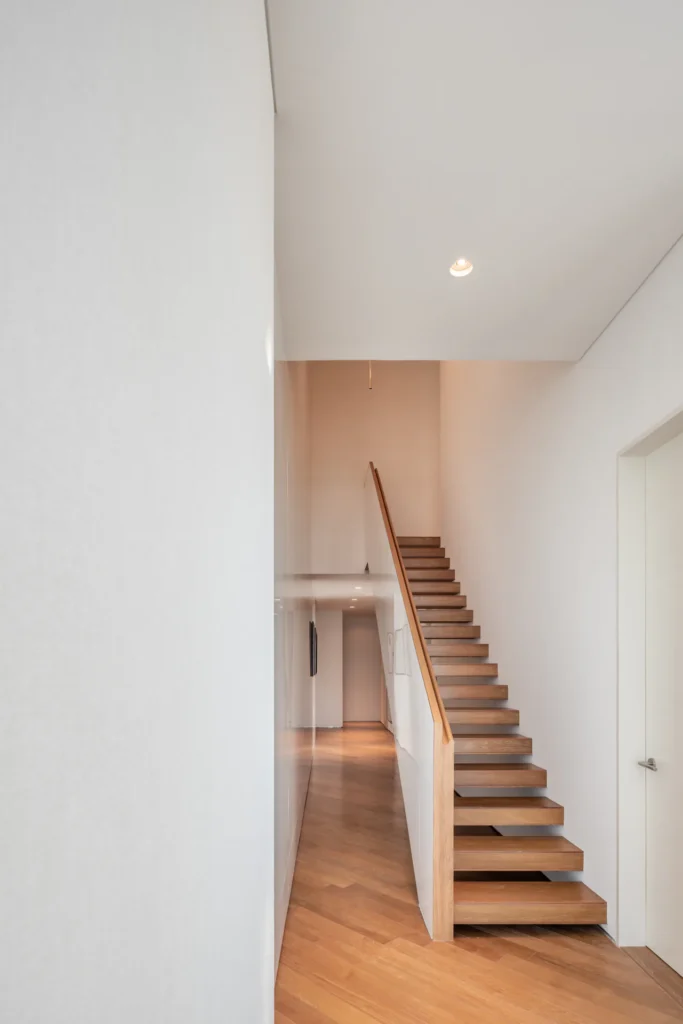 Duplex interior 23