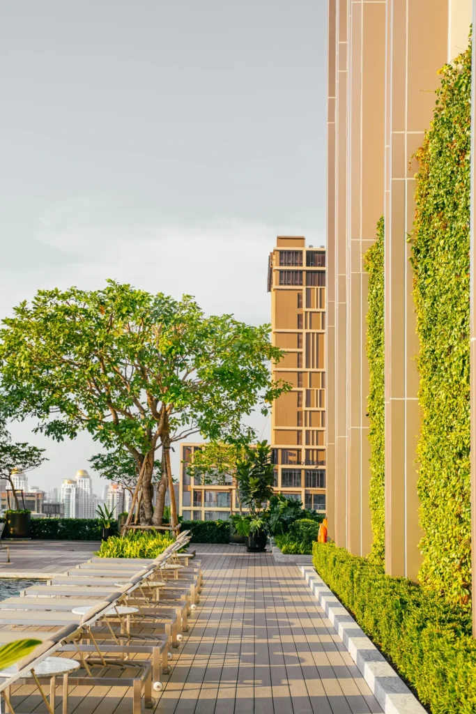 The Residences at Sindhorn Kempinski: grounds and amenities