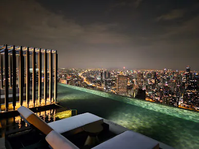 Four Seasons Private Residences: facade (6)