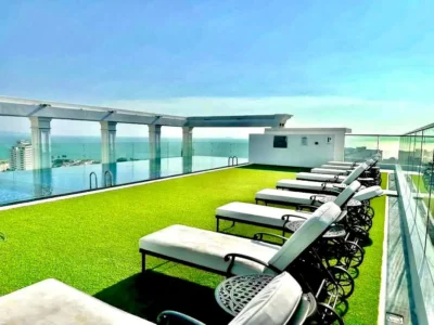 Studio Condo 24 sq.m in The Empire Tower Pattaya — 21st Floor, City View, Foreign Quota