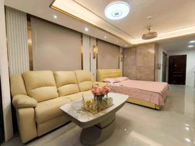 Studio Condo 40 sq.m in Kieng Talay Condotel Pratumnak — Partial Sea View