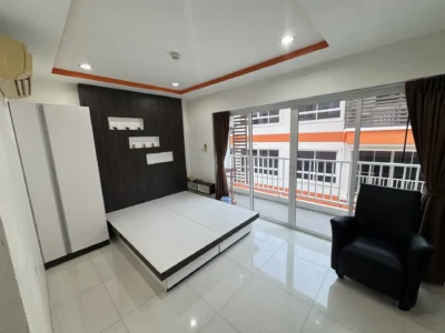 New Nordic VIP 2 Pattaya — Condominium in Pratumnak