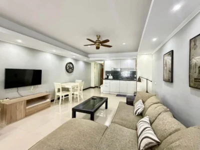 Jomtien Complex Condotel Pattaya | 67 sqm Sea View Studio