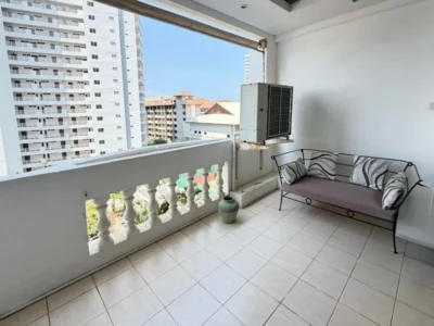 Jomtien Complex Condotel Pattaya | 67 sqm Sea View Studio