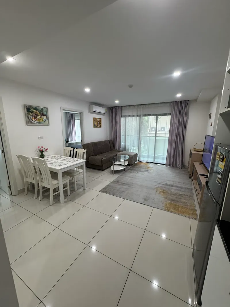 Siam Oriental Plaza — 2 bedrooms, 63 m²