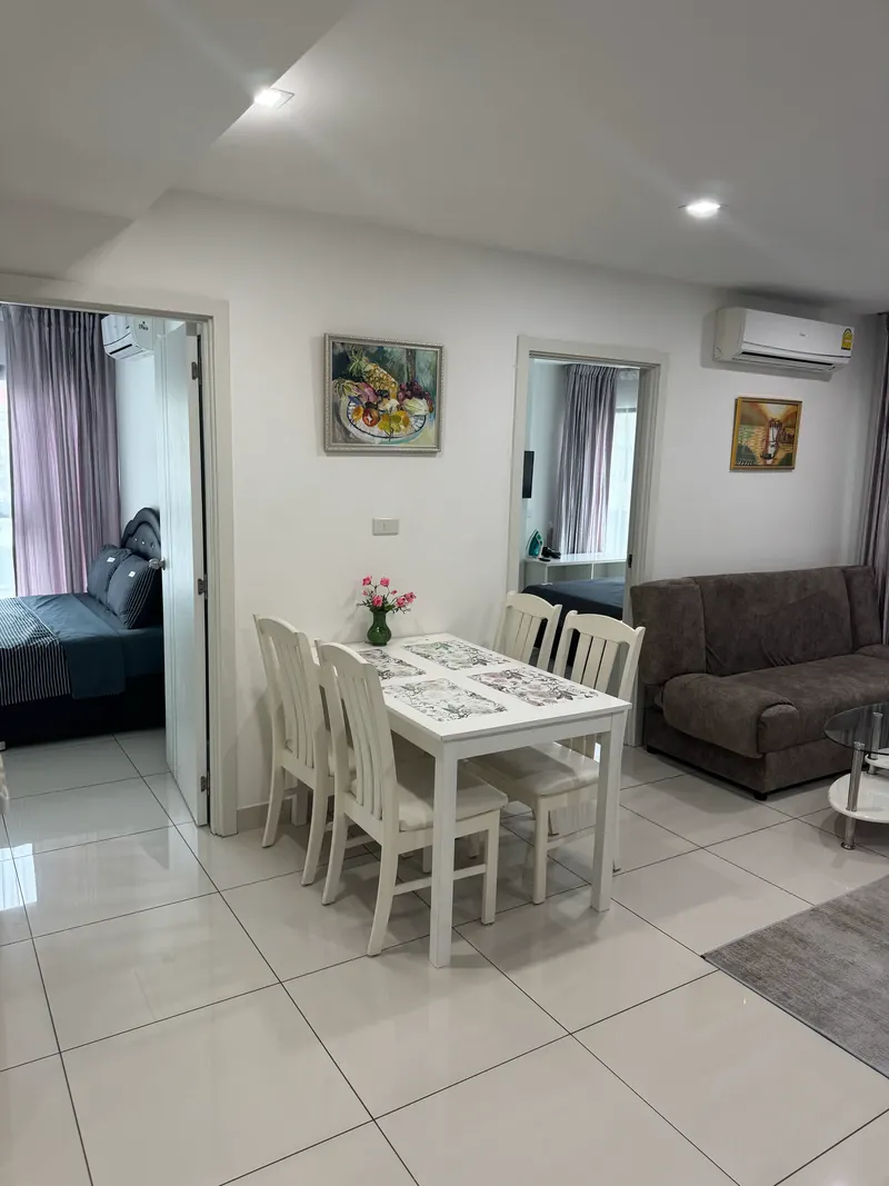 Siam Oriental Plaza — 2 bedrooms, 63 m²