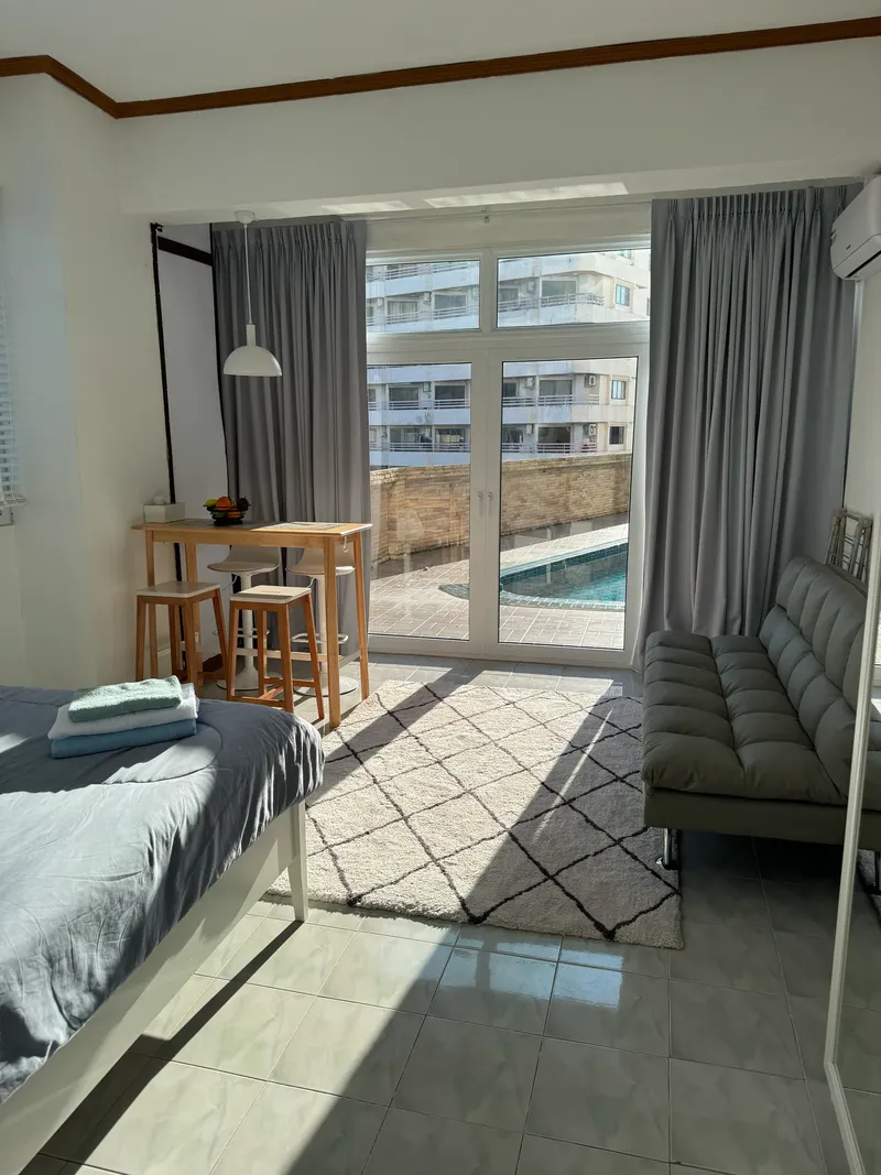 Thep Thip Mansion — Studio, 28.3 m²