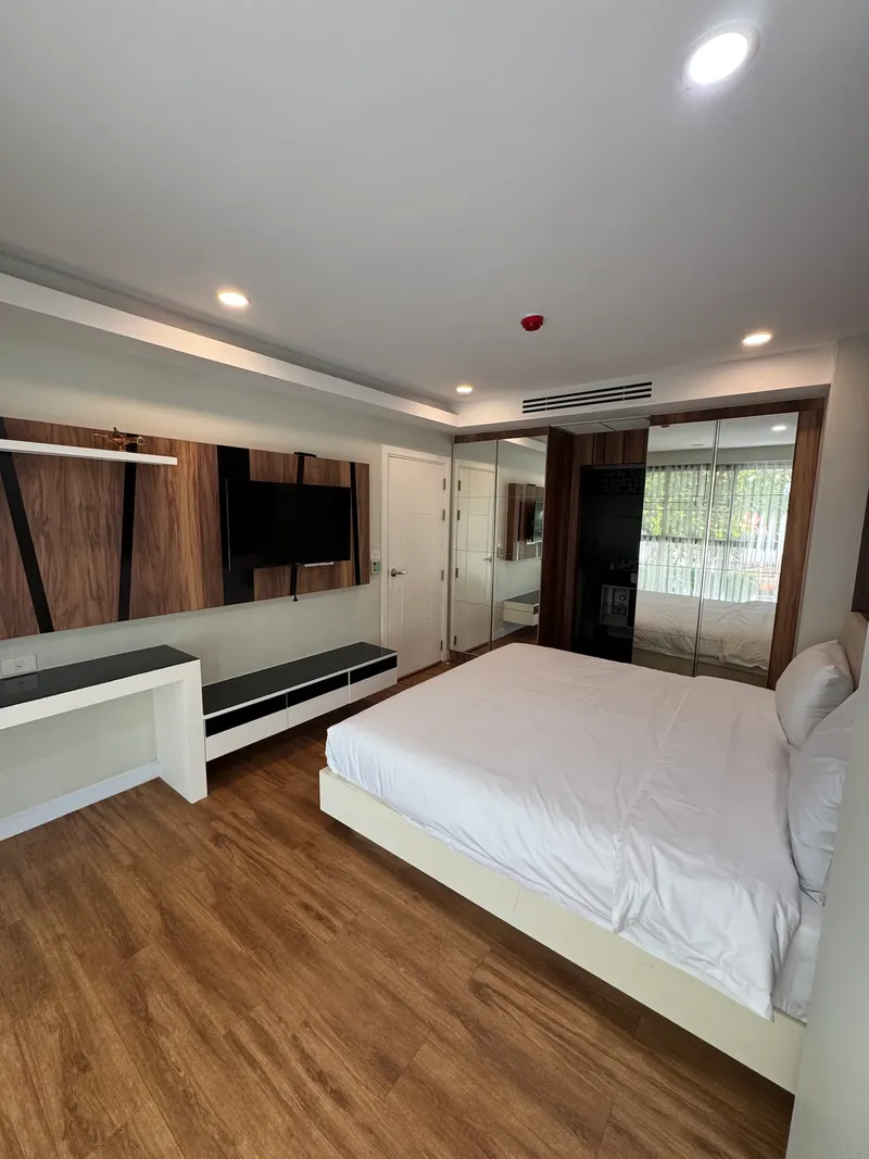 Dusit Grand Park 1 — 2 bedrooms, 69 m²