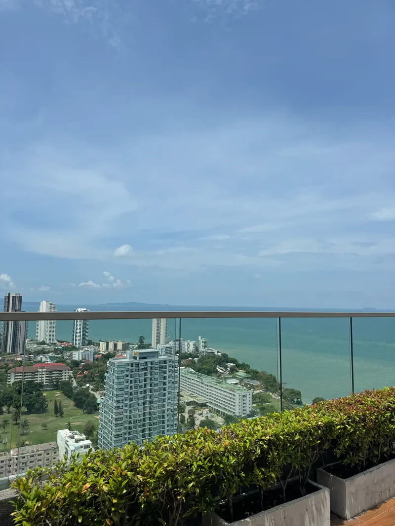Peak Towers — 1 bedroom, 43 m²